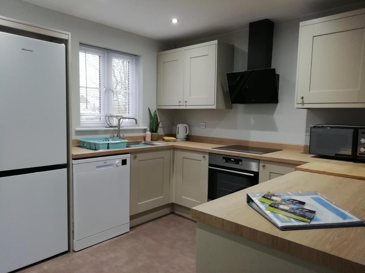 Holiday home Lovely Lakeside For Families And Friends