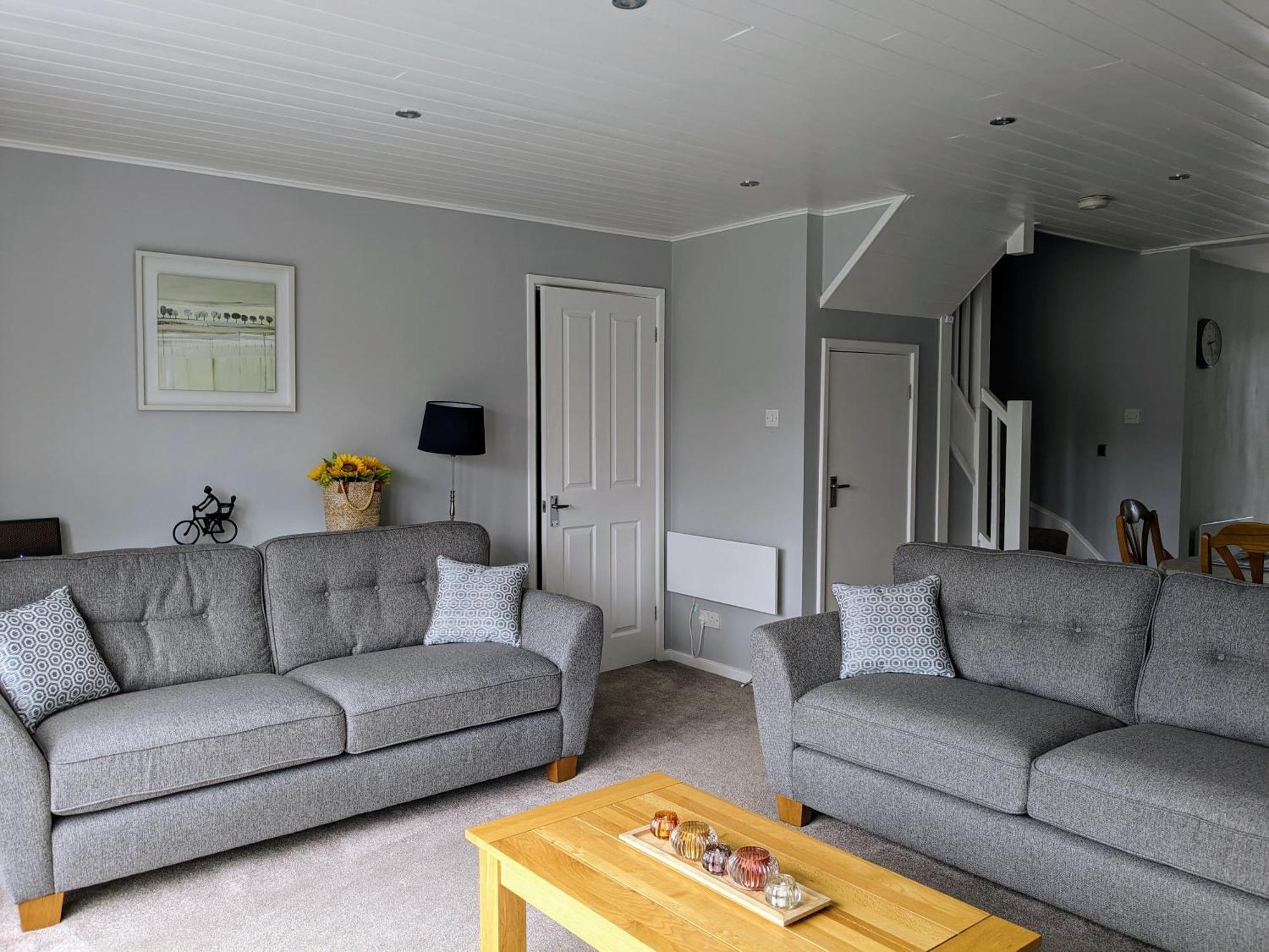 Lovely Lakeside For Families And Friends South Cerney